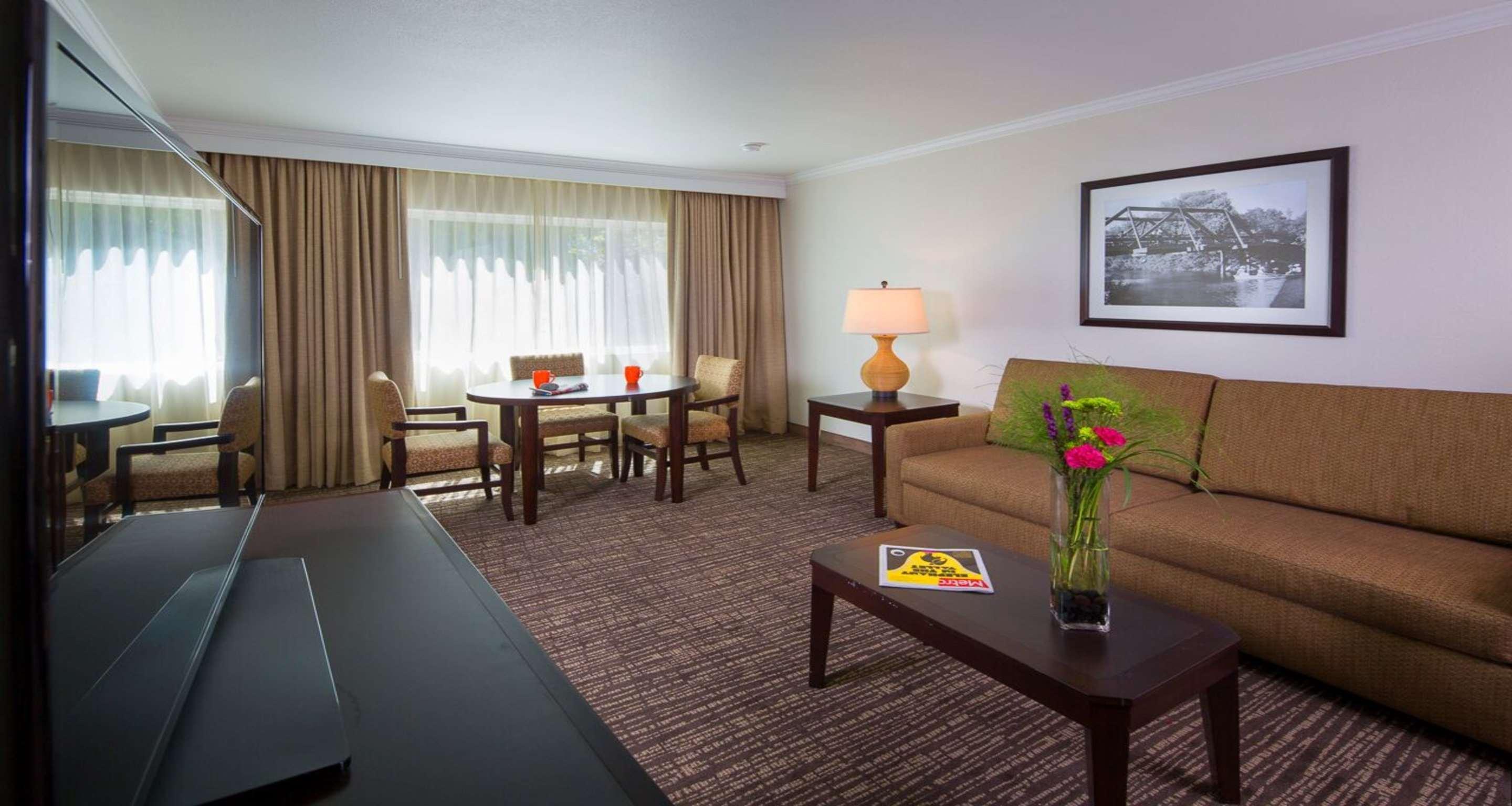 Best Western Plus Garden Court Inn Fremont Eksteriør bilde