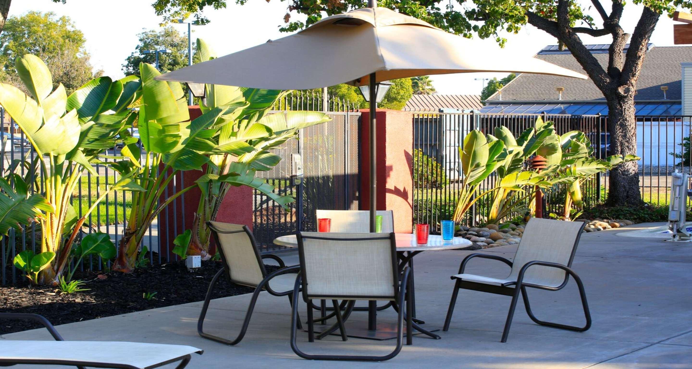 Best Western Plus Garden Court Inn Fremont Eksteriør bilde