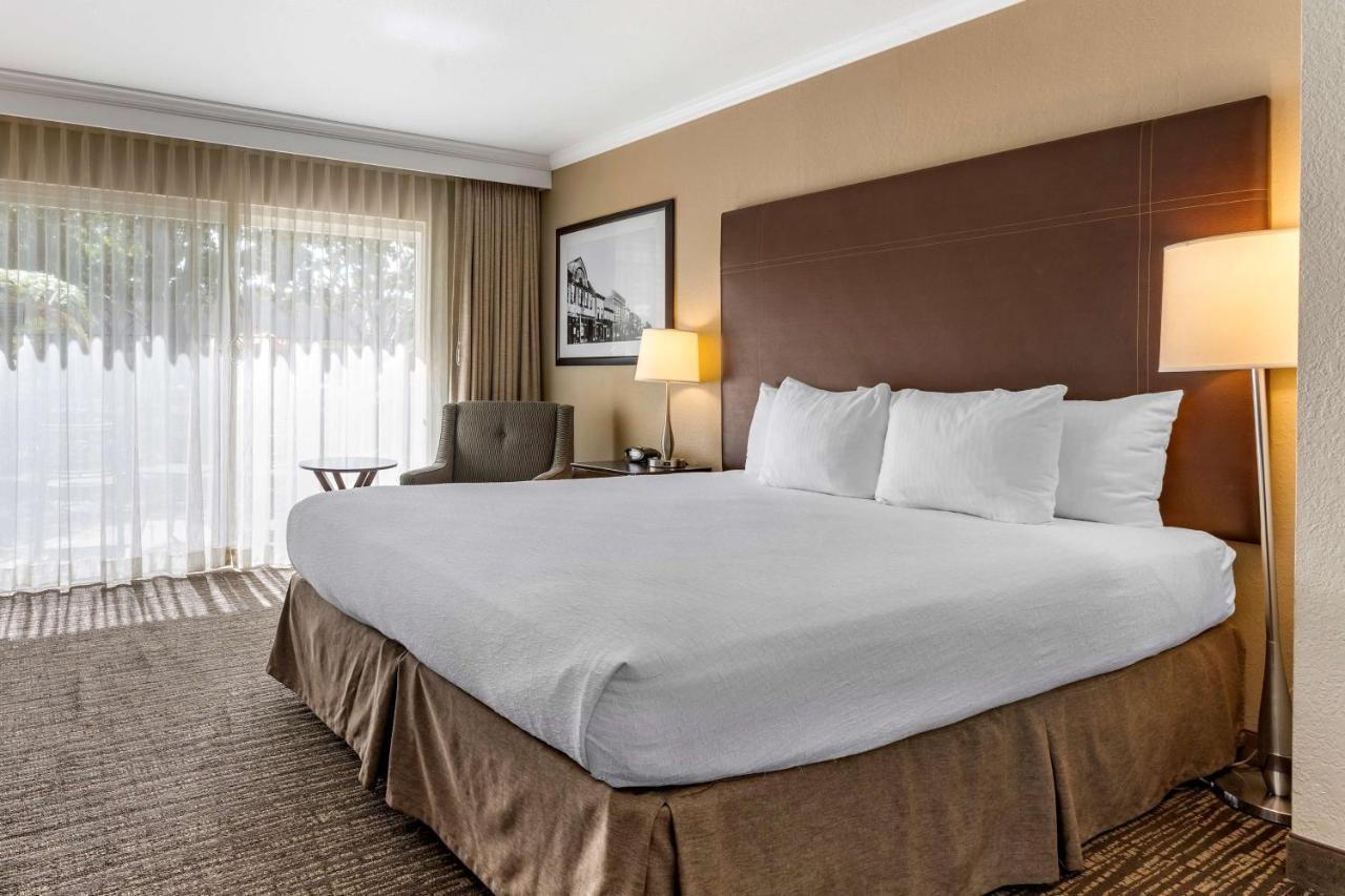 Best Western Plus Garden Court Inn Fremont Eksteriør bilde